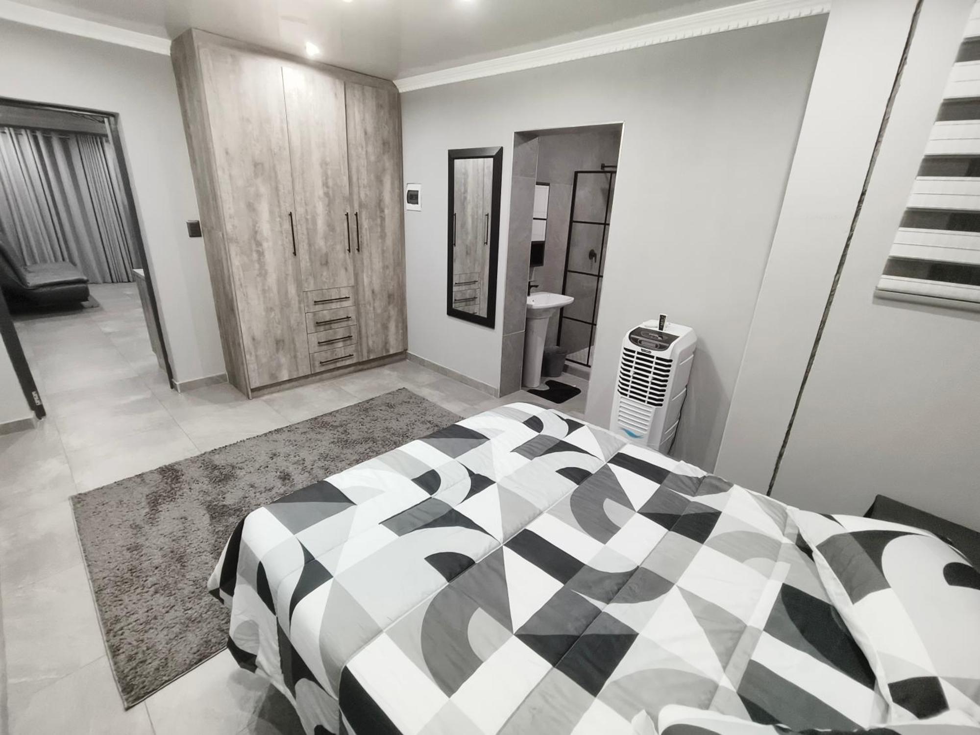 In Town Vaal Apartment Вереенигинг Екстериор снимка